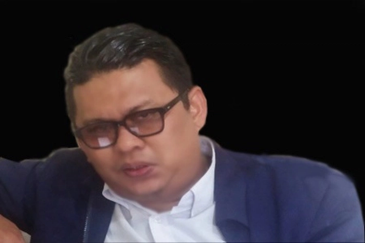 Larshen Yunus Puji HM Rusli Zainal, 'yang Tak Menganggap Pemuda Seperti Ayam Bangkok Dilaga di Arena Gelanggang'