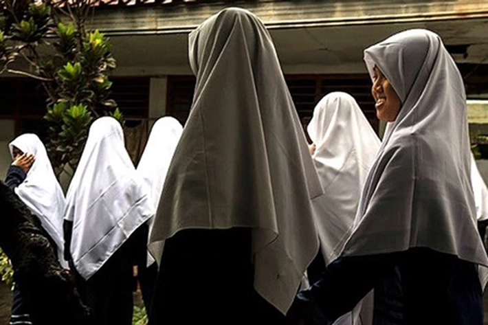 Seruan Sekolah Negeri Kembali ‘Seperti Dulu’ Mengemuka, ‘Kalau Gunakan Jilbab Bisa jadi Arena Intoleransi’