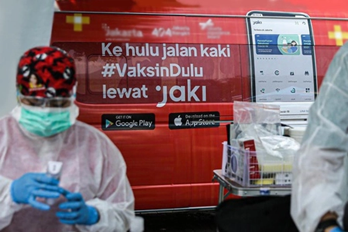 Kesadaran Vaksin Booster Masih Rendah, 'Layanannya Perlu Sampai Kepermukiman Padat Penduduk'