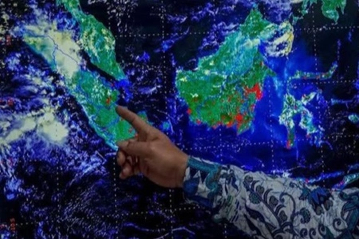 Sebanyak 264 Titik Panas Terdeteksi di Pulau Sumatera