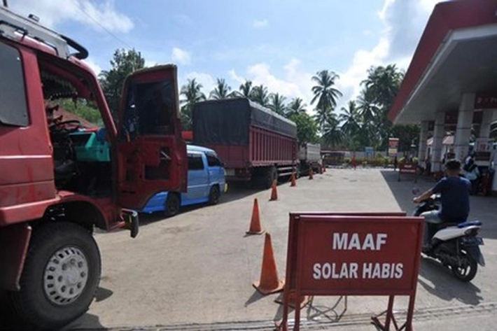Diprediksi Kuota BBM Bersubsidi Tidak Cukup, 'Jadi Antrean Panjang di SPBU'