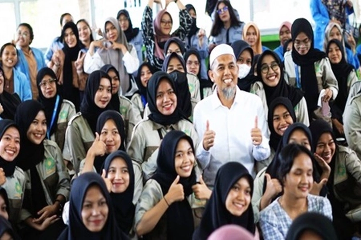 Walikota Dumai Silaturahmi dengan Ratusan Mahasiswa Kukerta 2022