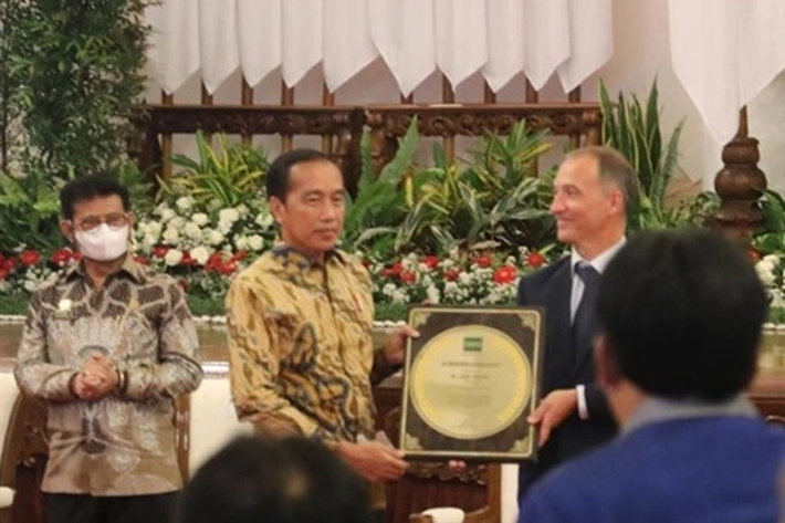 Penghargaan IRRI Swasembada Beras untuk Presiden Jokowi