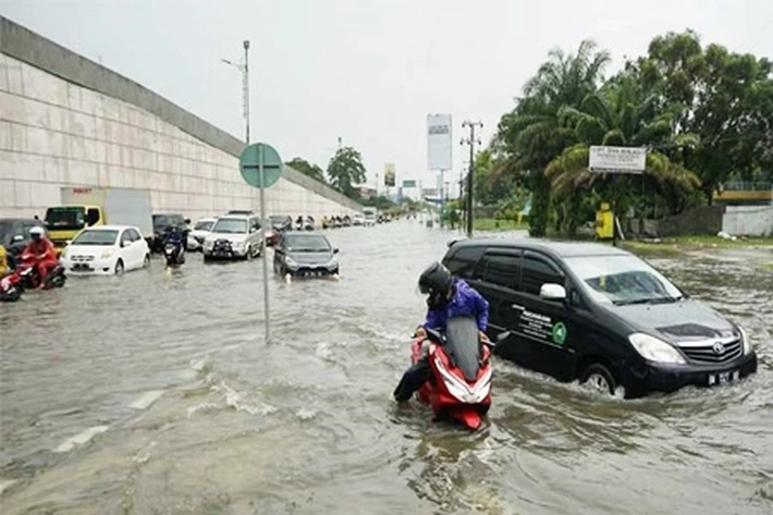 Pekanbaru Belum Bebas Merdeka dari 'Serbuan Banjir', KNPI: 'Warga Masih Sabar Lihat Kinerja Pj Wako Muflihun'
