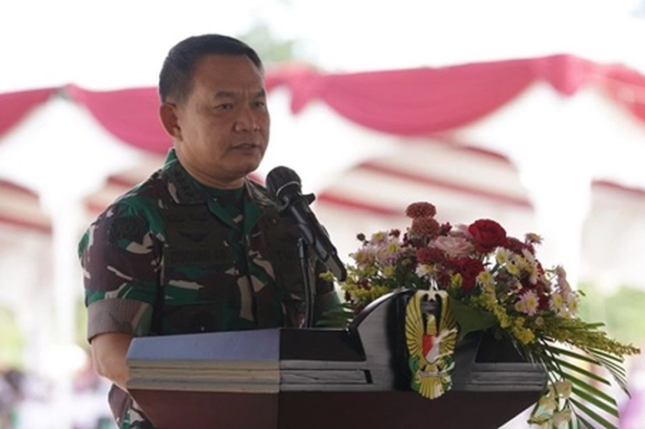 KSAD Jenderal TNI Dr Dudung Abdurachman: TNI Turun Gunung Bantu Masyarakat