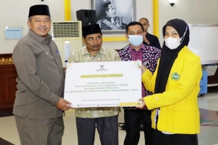 Pemkab Siak Jalankan Program Baznas Siak Melibatkan 32 Mahasiswa