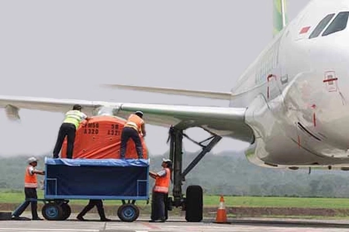 Kabut Tebal Sempat Menyelimuti Bandara SSK II, 'yang Tidak Mengganggu Penerbangan dan Kedatangan Penumpang'