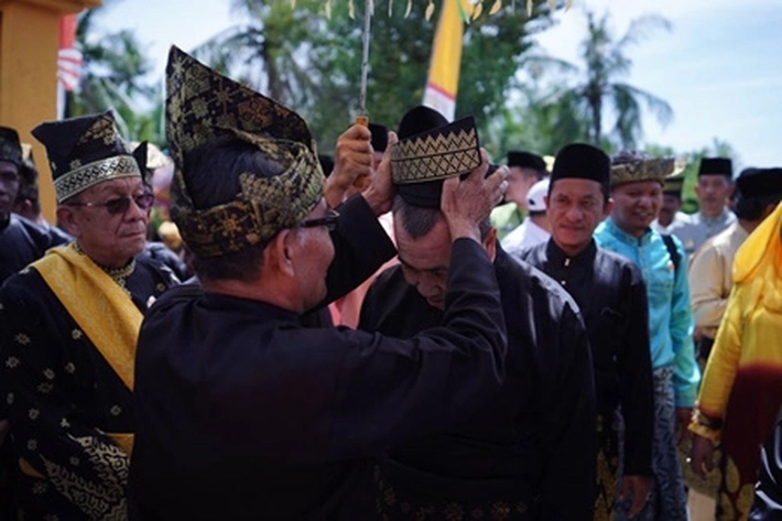 Gubri Hadiri Hari Jadi Ke-19 Kecamatan Siak Kecil, 'yang Kental dengan Tradisi Adat Melayu'