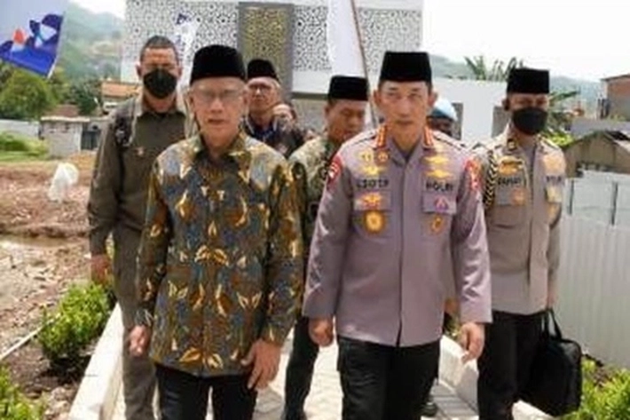 Kapolri Jenderal Listyo Sigit Prabowo Hadiri Peresmian Rumah Sakit Muhammadiyah Bandung