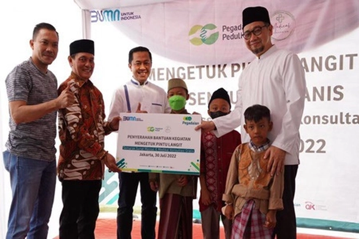Pegadaian Salurkan CSR Melalui Gerakan 'Mengetuk Pintu Langit'