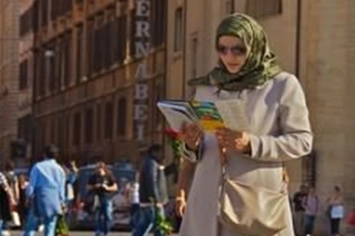 Wanita Muslim Inggris Paling Terdampak Krisis Biaya Hidup, 'yang Juga Terpengaruh Krisis Ekonomi'