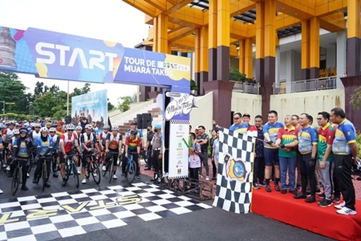 Gubri, Kapolda dan Forkopimda Melepas Peserta Tour de Siak 2022, 'yang Sudah Jadi Event Tahunan'