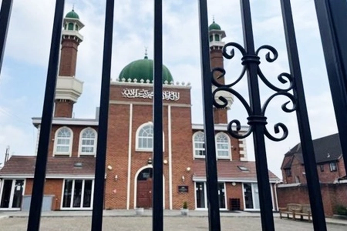 Bangunan Pub Berusia se Abad Diubah jadi Masjid, 'yang Dilengkapi Ruang Hangat'
