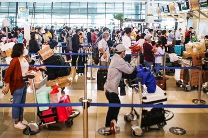 Penumpang di Bandara Sultan Syarif Kasim II Melonjak di Hari Nataru, 'Tetapi Didominasi Rute Domestik'