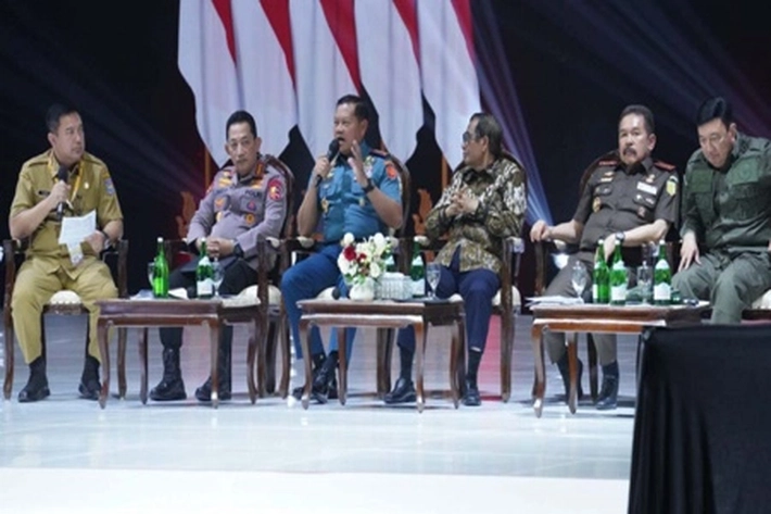 Sinergitas TNI-Polri dengan Forkopimda Tidak Diragukan, Panglima TNI: Permasalahan di Daerah dapat Teratasi dengan Cepat