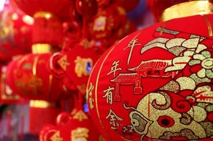 Tahun Baru China 2023 Jatuh pada Hari Minggu, Mengapa Identik dengan Lampion Merah?