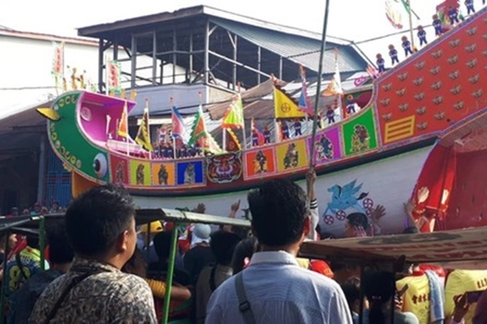 Kisah Budaya Bakar Tongkang Masih Bertahan di Rohil, 'Merupakan Tradisi Tahunan yang Mampu Menyedot Wisatawan'