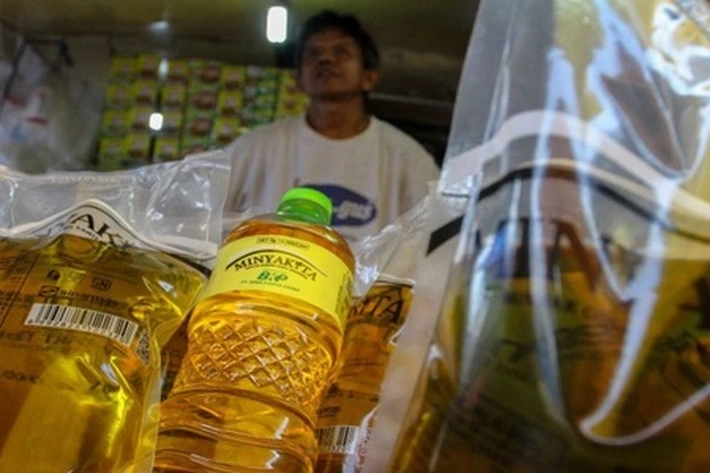 Masyarakat Dijatah Beli Minyakita 2 Liter per Hari Tanpa KTP