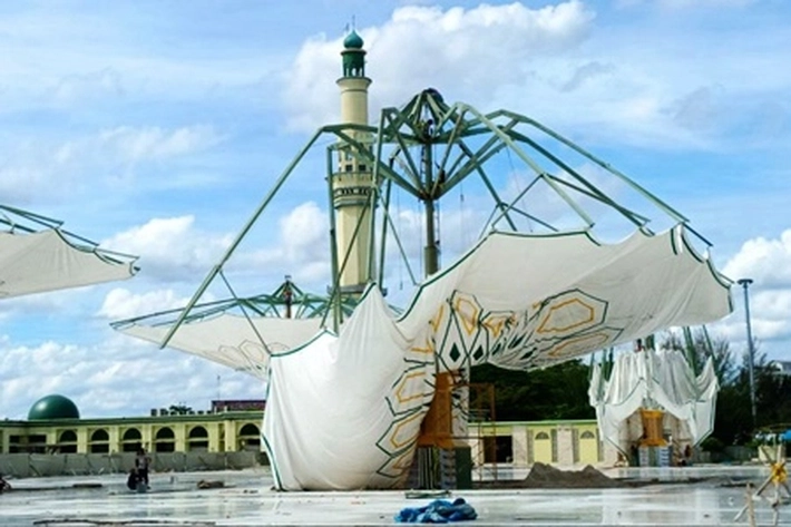 Proyek Payung Elektrik Masjid Raya Annur Diterjang Badai, 'yang Sebelumnya Ditolak Oleh Dewan'