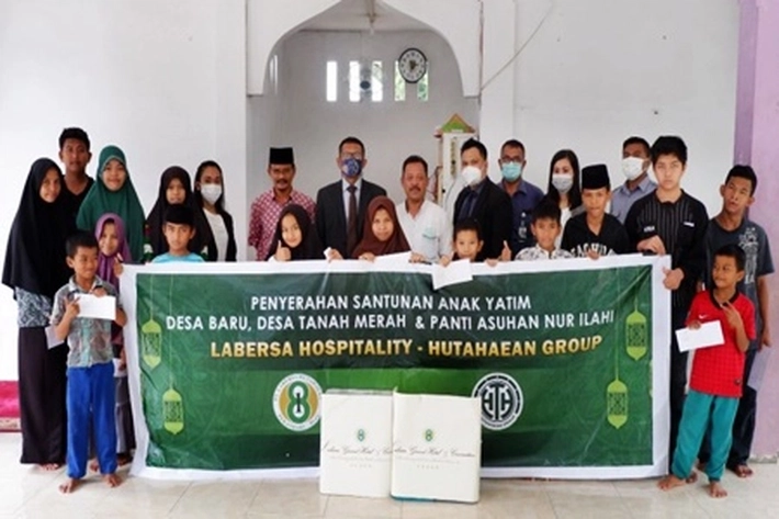 Labersa Hotel Berbagi dengan Anak-anak Panti Asuhan di Ramadhan, 'juga Terus Berikan Pelayanan Terbaik untuk Para Tamu'