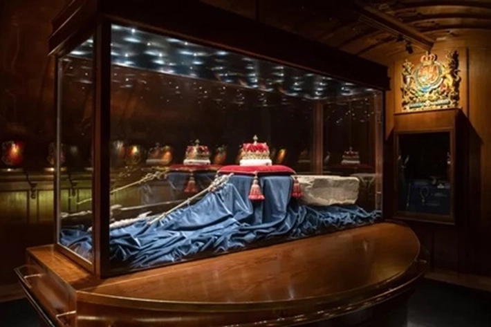 Sejarah Batu Scone Sebagai Kedaulatan Skotlandia, 'Tempat Charles III Dimahkotai di Atas Simbol Kuno yang Suci'