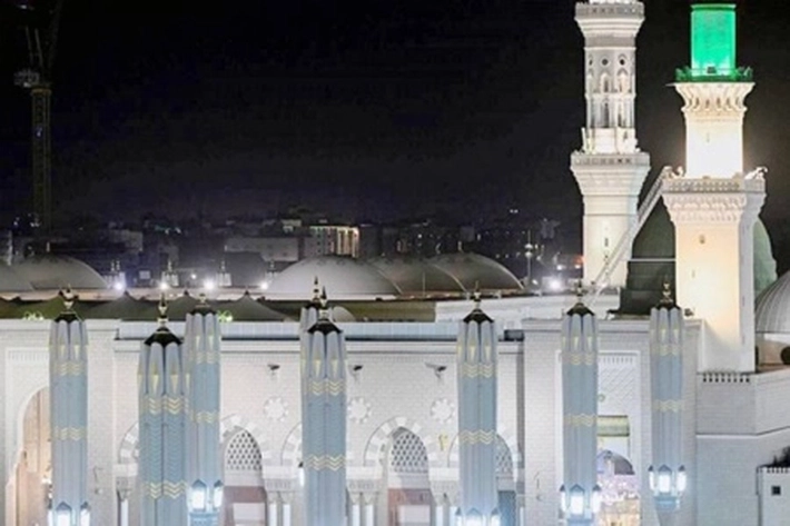Saudi Buat Sebuah Mahakarya Arsitektur Berupa Kubah Bergerak di Masjid Nabawi