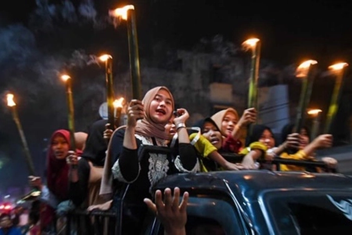 Pemko Pekanbaru Gelar Pawai Malam Takbir, 'yang Dipenuhi Puluhan Kendaraan Hias Semarakkan Idul Fitri 1444 H'