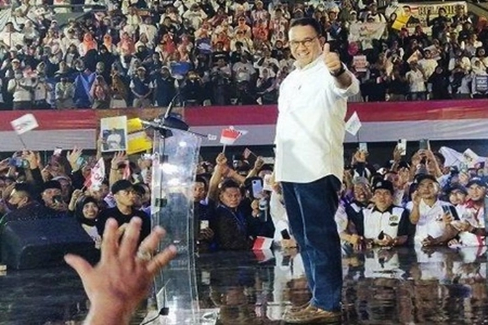 Ribuan Relawan Banyak Dukung dan Teriaki Anies Presiden dengan Histeris, 'yang Sepertinya Buat Elektabilitas Ganjar dan Prabowo jadi Menurun'