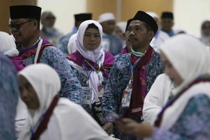 374 Orang Jemaah Haji Asal Pekanbaru Berangkat Menuju Mekkah