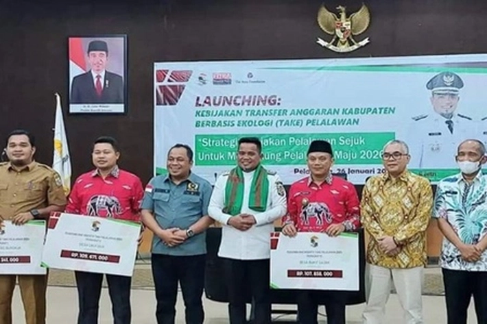 Pemkab Pelalawan Launching Kebijakan TAKE Berbasis Lingkungan
