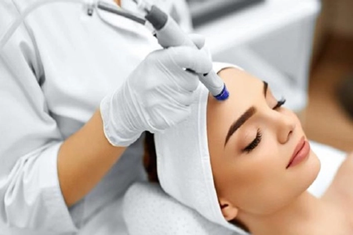 Klinik Kesehatan dan Kecantikan Banyak Menawarkan Tips Merawat Wajah Bagi Kaum Muda dan Tua