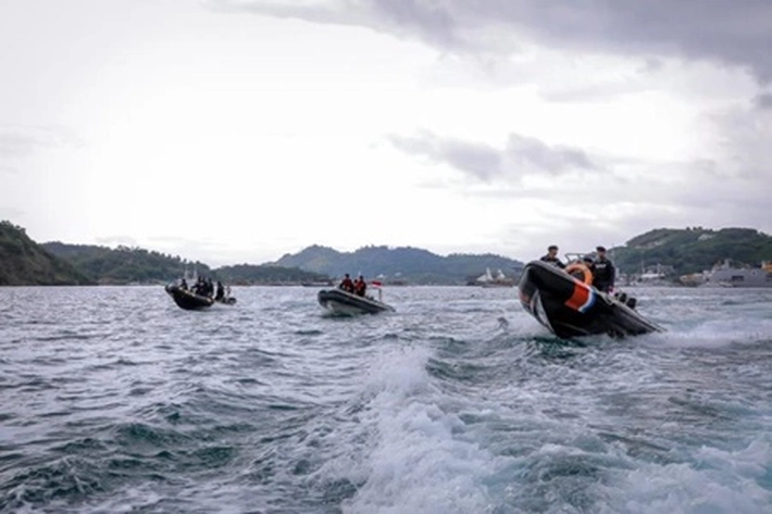 Pemprov Serahkan Dua Kapal Patroli ke Bengkalis dan Inhil, 'untuk Jaga dan Mengawas Laut Riau'