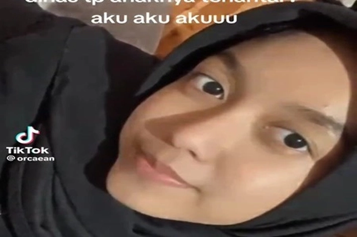 Viral Pengakuan Seorang Gadis Remaja Ditelantarkan Bapaknya yang Bertugas di Dinas PU Pelalawan