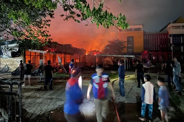 RSUD Puri Husada Tembilahan Terbakar, 6 Mobil Damkar Dikerahkan