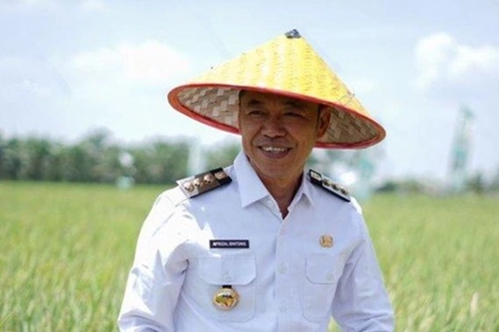 Tangan Dingin Bupati Afrizal Sintong Ubah Wajah Kota Rohil, 'dengan Kebut Proyek Strategis Infrastruktur Jalan dan Jembatan'