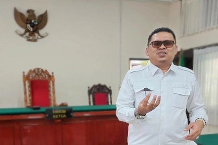 KNPI Riau Apresiasi Kajari Dumai yang Menghadirkan 9 Tersangka Dugaan Korupsi Bandwidht Duduk 'Disarang Pesakitan'