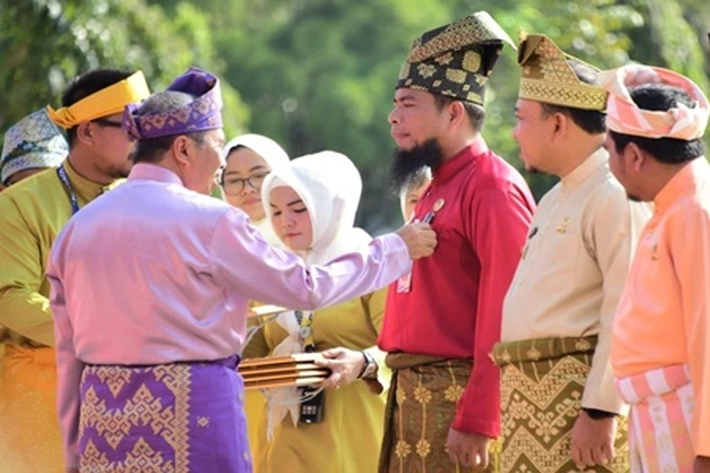 Diperingatan HUT Ke-66, Gubri: Riau Dorong Keberhasilan Pembangunan Nasional dan Bebas Desa Tertinggal