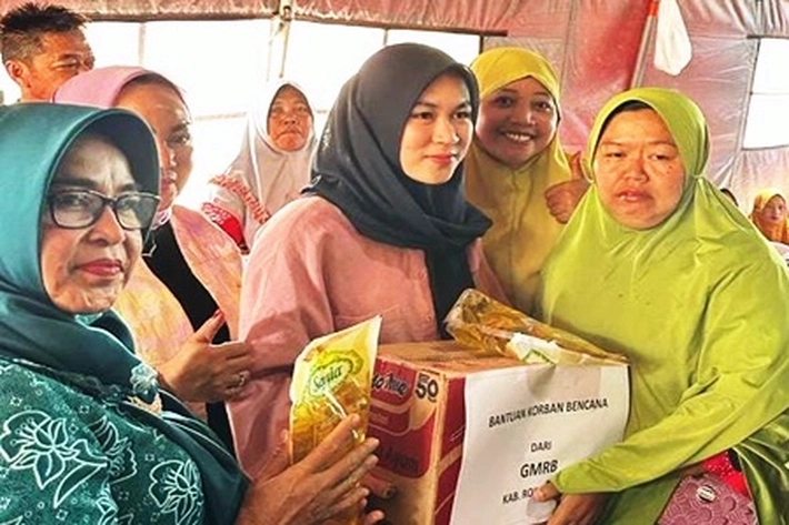 Nalladia Ayu Didukung Orangtua Maju Caleg DPRD Riau, 'yang Buktikan Perhatiannya pada Warga'