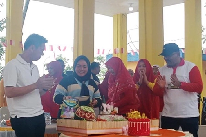 Bupati Afrizal Sintong Sediakan Berbagai Hadiah dalam Meriahkan HUT Ke-78 Kemerdekaan RI