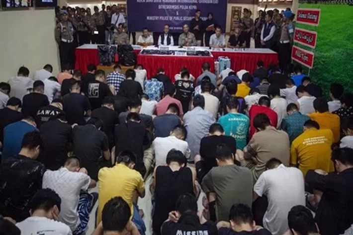 Puluhan Warga Negara China Ditangkap di Batam, 'karena Tersangkut Sindikat Penipuan Asmara Daring'