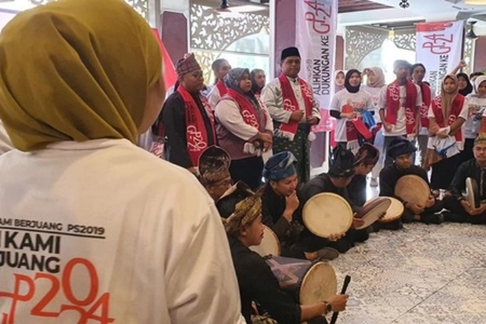 Masyarakat Pejuang Prabowo di Pekanbaru Deklarasikan Diri Dukung Ganjar Pranowo di Pilpres 2024