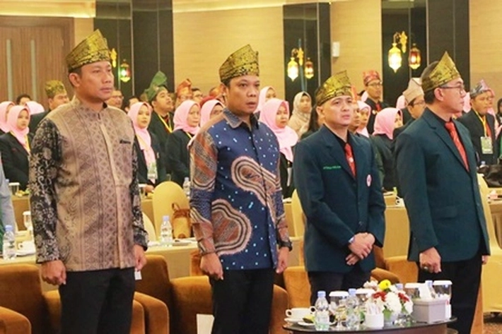 Pj Walikota Hadiri Pelantikan Ketua IDI Pekanbaru Periode 2023-2026