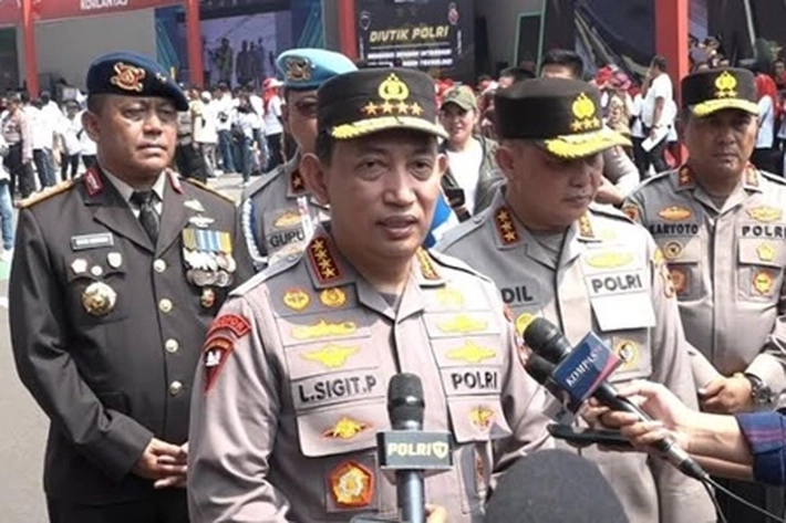 Kapolri Minta Jajaran Kapolda Keluarkan Maklumat Larangan Bakar Hutan dan Lahan