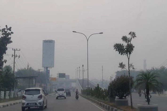Dampak Karhutla Kabut Asap jadi Mulai Pekat, Dewan: Udara Kota Pekanbaru Tidak Sehat