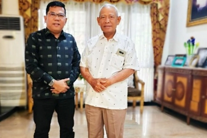 Husaimi Hamidi Temui Mantan Gubernur Riau Saleh Djasit, 'Minta Doakan untuk Duduk di DPR RI'
