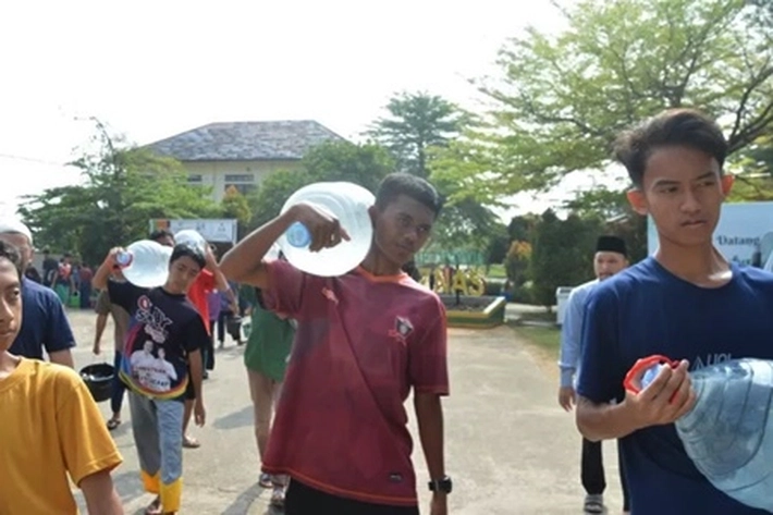 Sekolah Cendekia Baznas Miliki Sistem Penyaringan Air Bersih yang Ditebar untuk Masyarakat