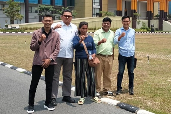 Putera Seorang Janda Miskin Bebas dari Tuntutan Hukum, 'untuk Perlawanan Atas Ketidakadilan'