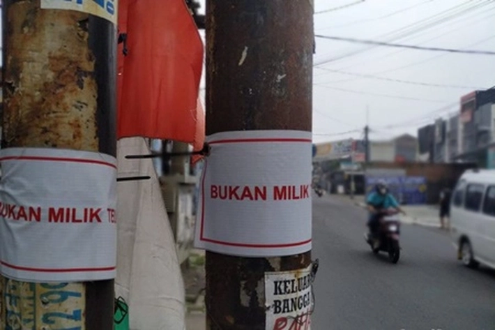 Segel Tiang Jaringan Telekomunikasi yang Dipasang Satpol PP Dicopot Provider, Dewan: 'Kita Tunggu Keseriusan Pemko'