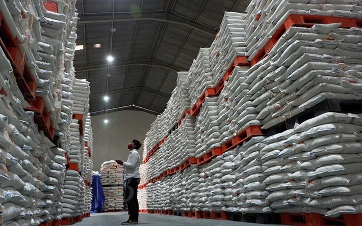 Jokowi Redam Meledaknya Harga Bahan Pokok Dipasaran, 'dengan Glontorkan Beras Bulog ke Penggilingan Padi'