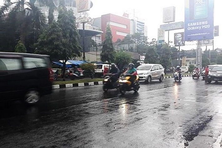 Pekanbaru Tingkatkan Pengawasan Saat Diguyur Hujan, BPBD: Belum Ada Laporan Banjir